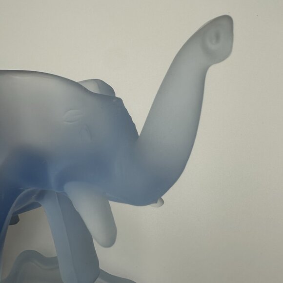 Vintage Indiana Glass Frosted Baby Blue Elephant Candy Jar Trinket Dish Charming - Picture 8 of 10